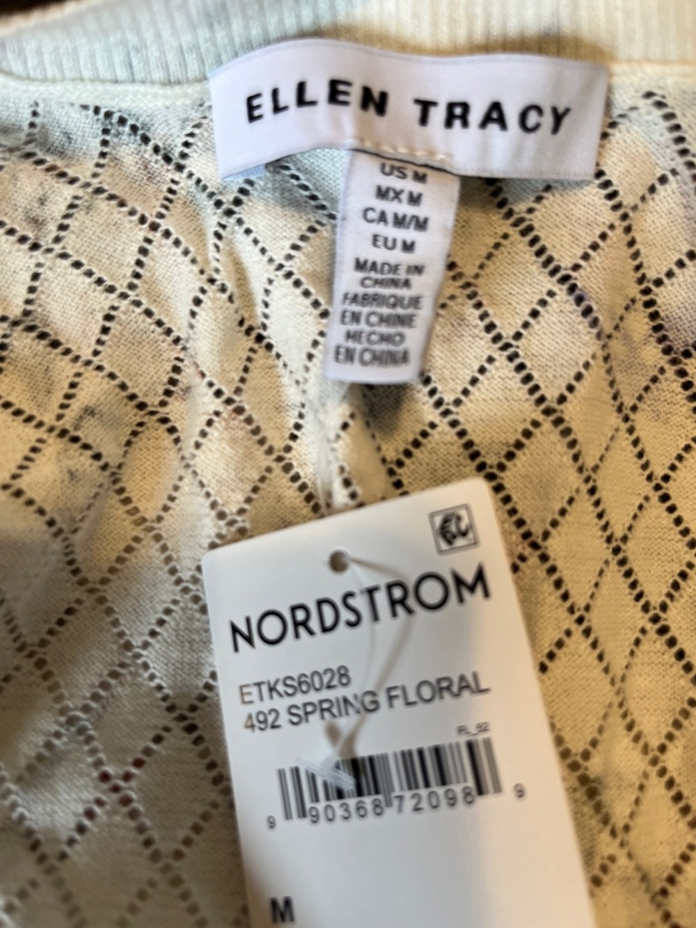 Ellen Tracy Cream Floral Short-Sleeve V-Neck Button Cardigan Top - Picture 6 of 8